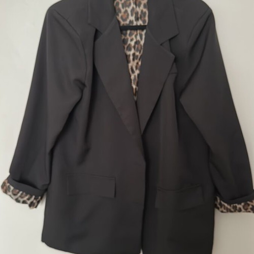 Women's oversized jacket like new, one size, with leopard lining