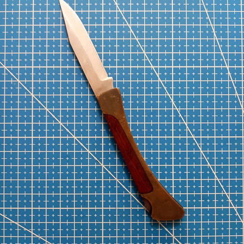 Vintage knife with leather case
