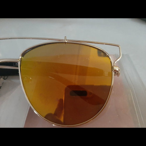 Sunglasses new with mirror lenses