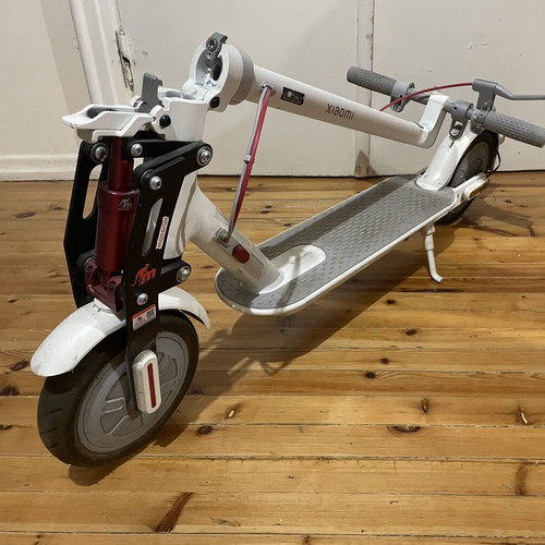 Xiaomi Electric Scooter 3Lite White used with original charger and helmet