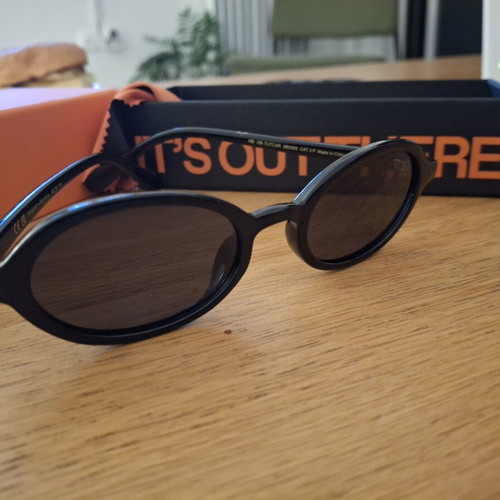 Meller Oba sunglasses new, black