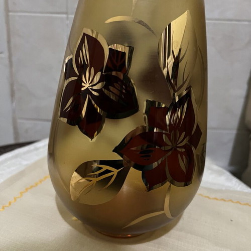 Vase new in brown gold vintage shades
