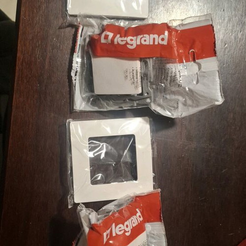 Light switches new, pack of 2