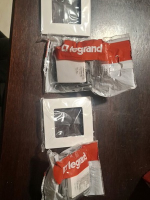 Light switches new, pack of 2