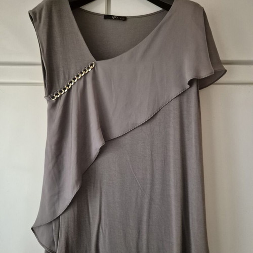 Blouse gray-beige elastic with gold detail and ruffle