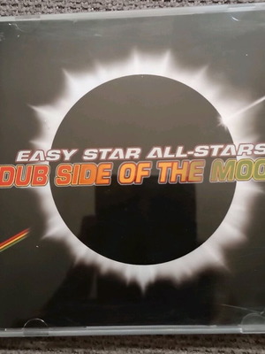 Dub Side of the Moon CD used, tribute to Dark Side of the Moon