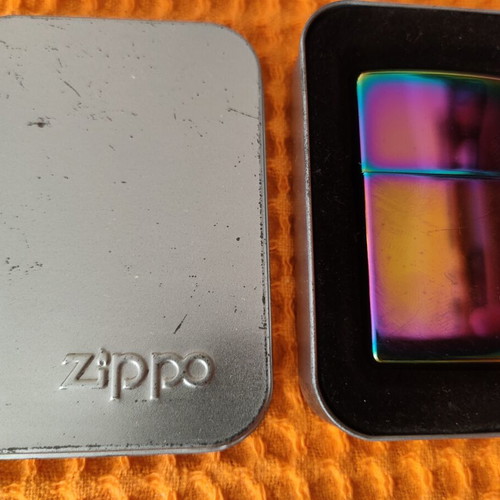 Zippo Classic Spectrum Model 151 lighter like new