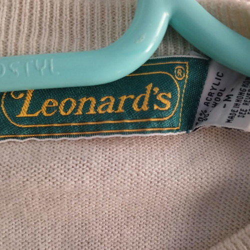 Leonard’s knitted women’s sweater used, off-white, size M