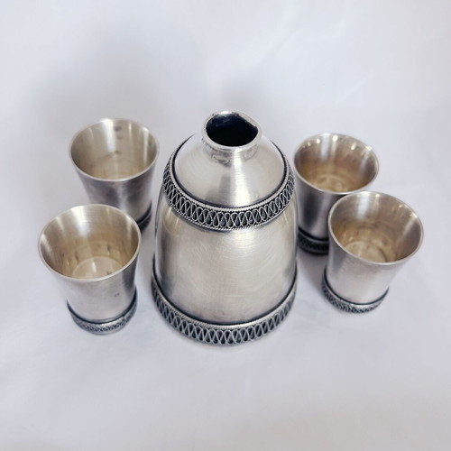 Filigree decanter used with four shot glasses Ummet Factory 1960s