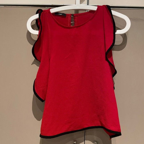 Zuiki airy blouse like new, red one size