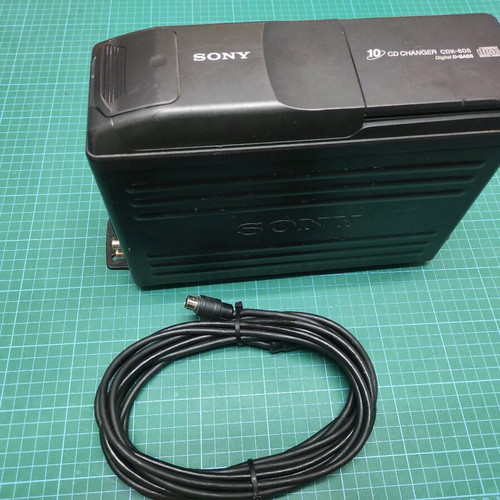Sony CDX-605 10-disc used car unit 12V DC