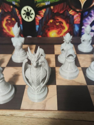 Chess Pawns Dragons new, set of 16 with dragon design