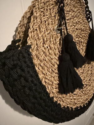 Lovick.handmade beach bag shoulder black beige like new
