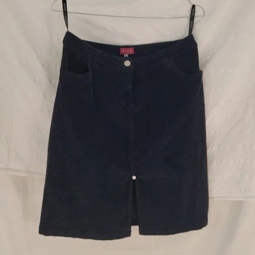 Black velvet pencil skirt like new, size M/L