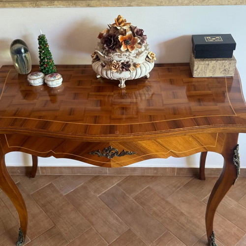 Antique walnut console table with brass and marquetry