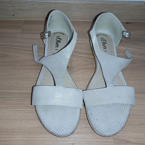 S.Oliver sandals size 40 like new, beige gold