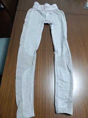 Women's grey leggings like new, size S