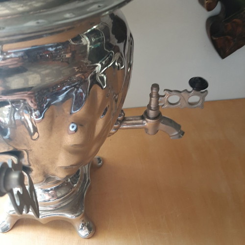 Russian samovar like new with guarantee and cable