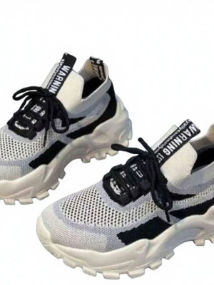 Women's sneakers with carbon sole, ultra-light and breathable