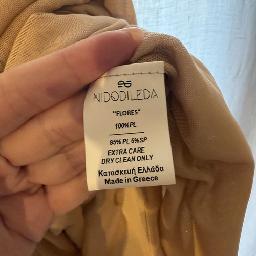 Nidodileda Flores dress M like new, multicolor
