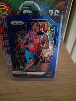 Pete Mickeal Blue Prizm Barcelona Card 37/199 like new