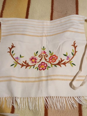 Traditional woven apron new