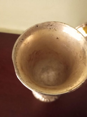 Decorative glasses used