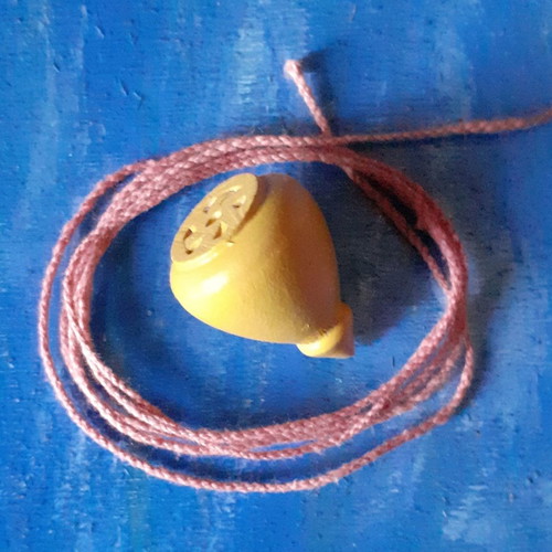 Wooden spinning top new, small, 1970s, made in America