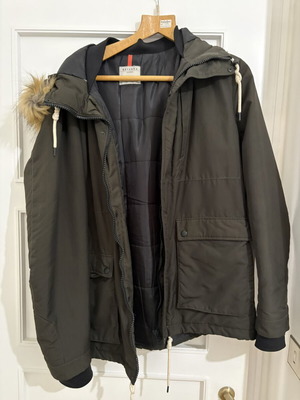 Bershka parka jacket used, size XL, green