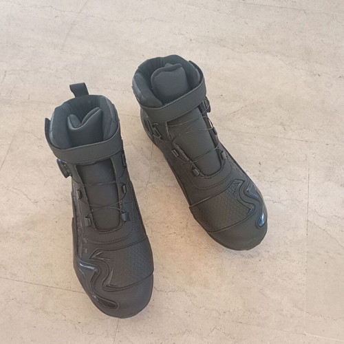 Black motorcycle boots