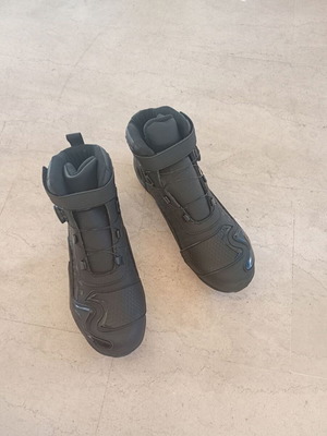 Black motorcycle boots