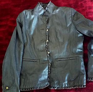 Women's lambskin leather jacket. Size xl. The jacket has never been worn.