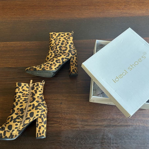 Animal Print Ankle Boots Ideal Shoes size 37 used, vegan leather