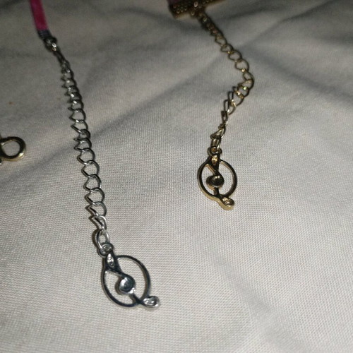 Choker necklace set iridescent pink mauve, like new, Stradivarius