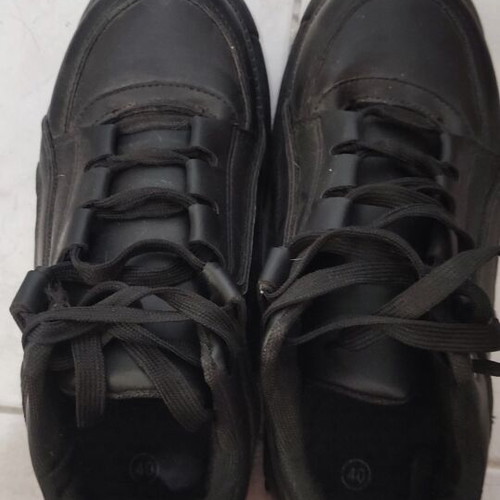 Platform shoes size 40, like new, black