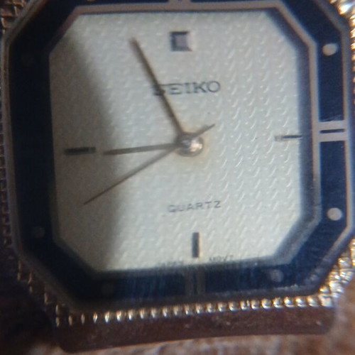 Seiko watch used, gold color, unisex