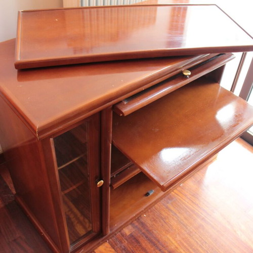 TV and Hi-Fi Cabinet used with bar
