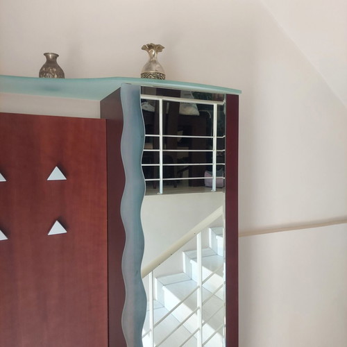 Multipurpose furniture like new