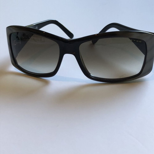 OXYDO Pauline sunglasses like new, shiny black with grey metallic