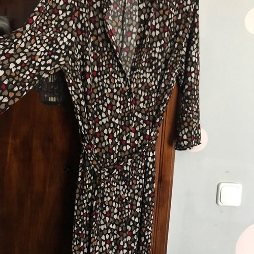 Semizie dress with belt new, midi button closure size M