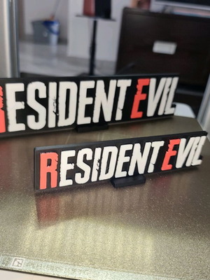 Resident Evil 3D Stand set of two pieces new