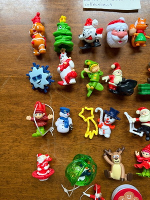 Kinder Surprise Christmas edition figures used, pack of 26