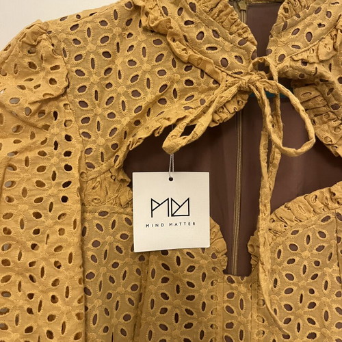 Mustard mini dress with cut out and puff sleeves new by Mind Matter