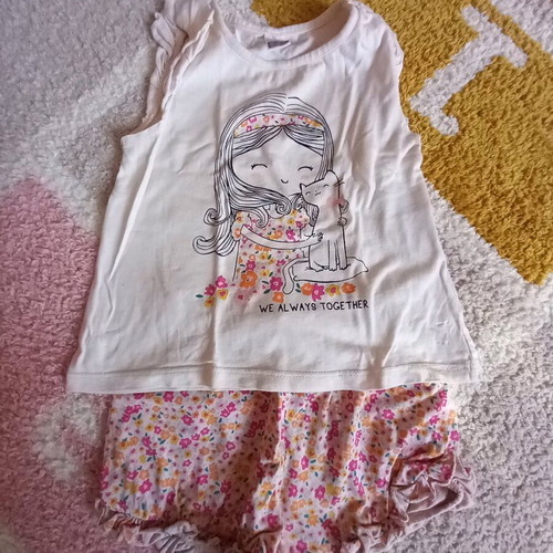 Children's summer set like new for girl 24-36M LC Waikiki