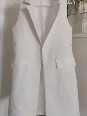 Abercrombie & Fitch white jacket new, large, long