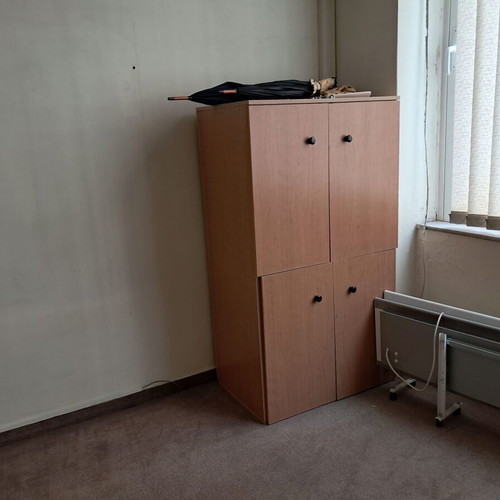 Cabinet used, 80cm x 143cm
