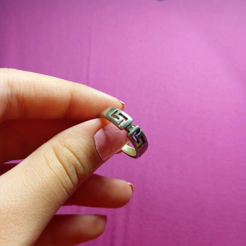 Silver ring used