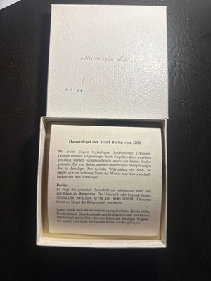 Historical Berlin Seal 1280 Collectible Set in Luxury Box New