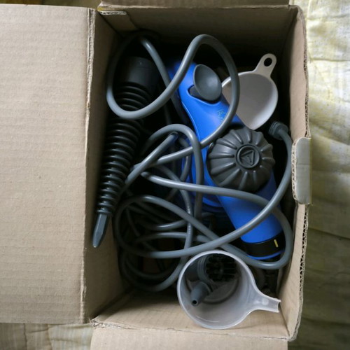 Steam Cleaner 900w 3 bar new with 3 nozzles