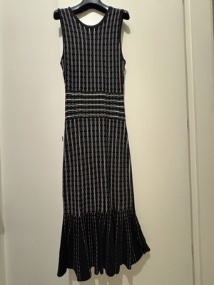 Tahari black fitted midi dress like new with vertical stripes